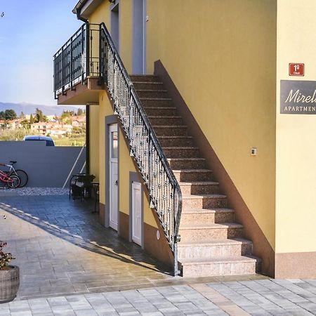 Apartments Mirela Копер Екстер'єр фото